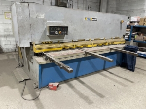 FABMASTER 10' X 1/2" HYDRAULIC SHEAR