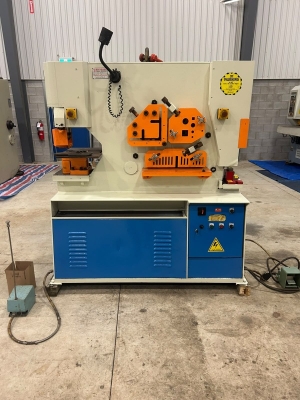 Fabmaster 88 ton Ironworker